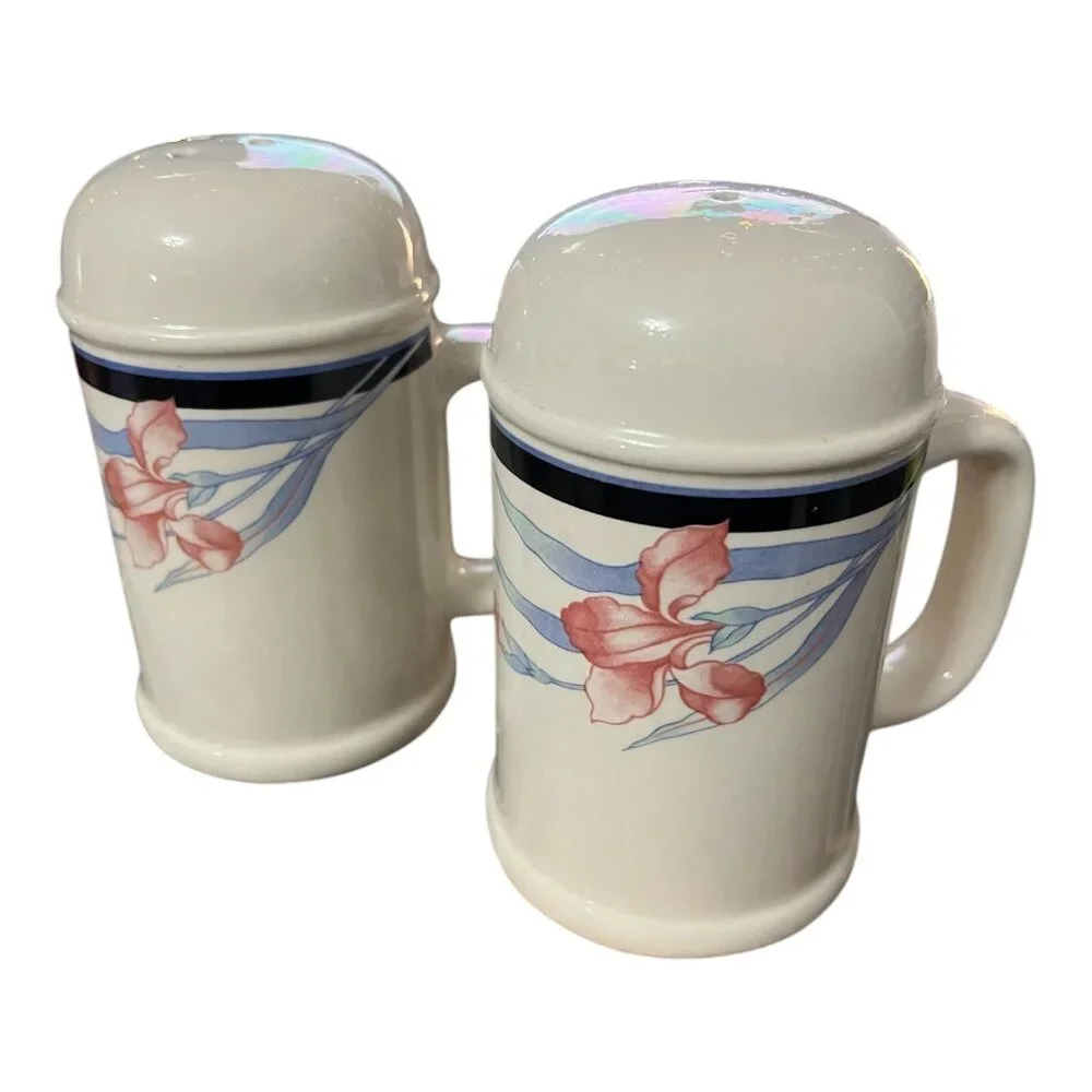 Vintage Made in Japan Ceramic Floral Salt and Pepper Shakers with Handles – Pink